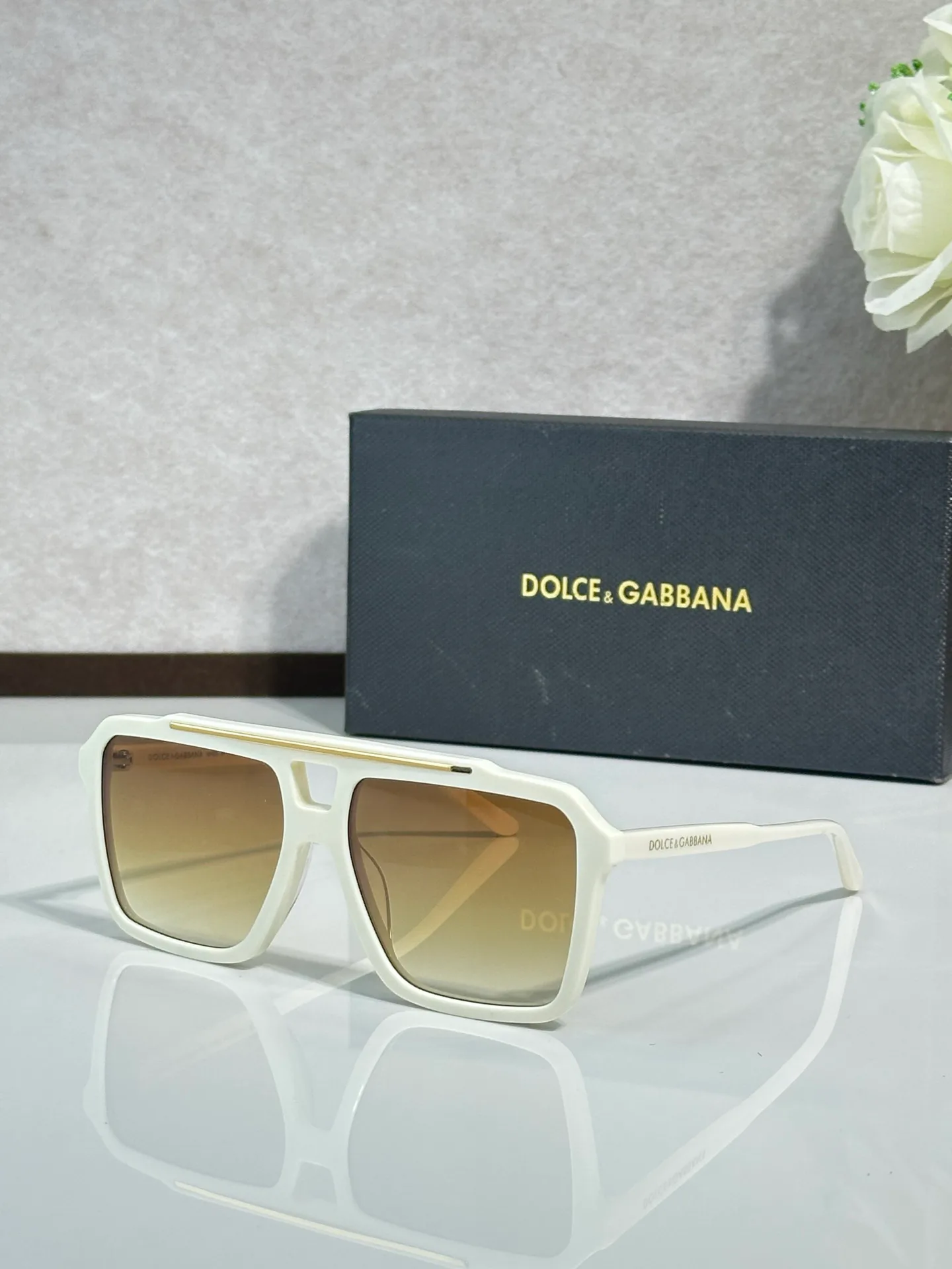 Очки Dolce & Gabbana 823330