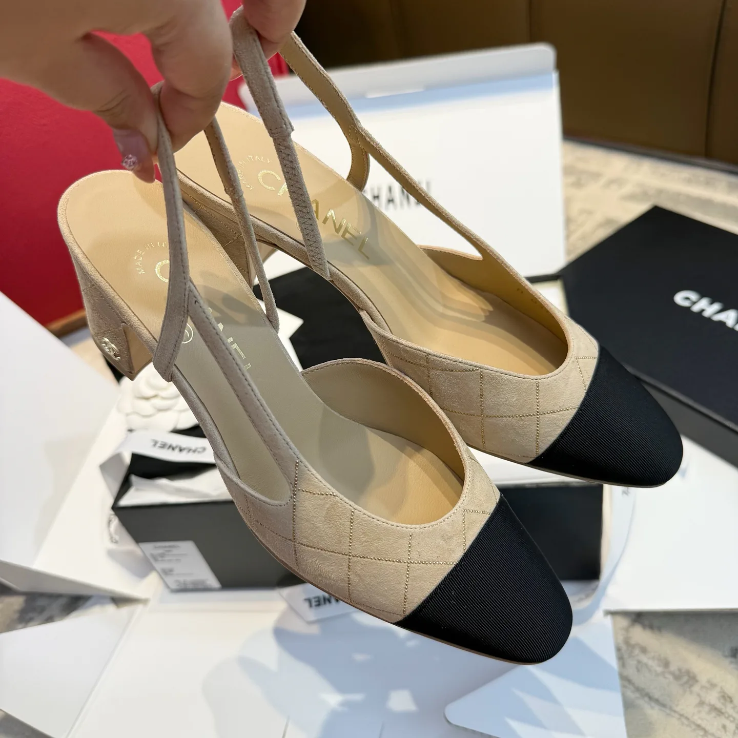 Туфли Женские Chanel 17686750