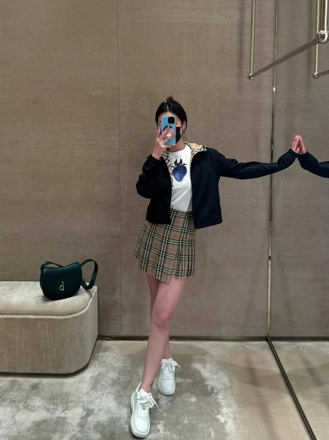 Куртки И Пуховики Женские Burberry 4381466