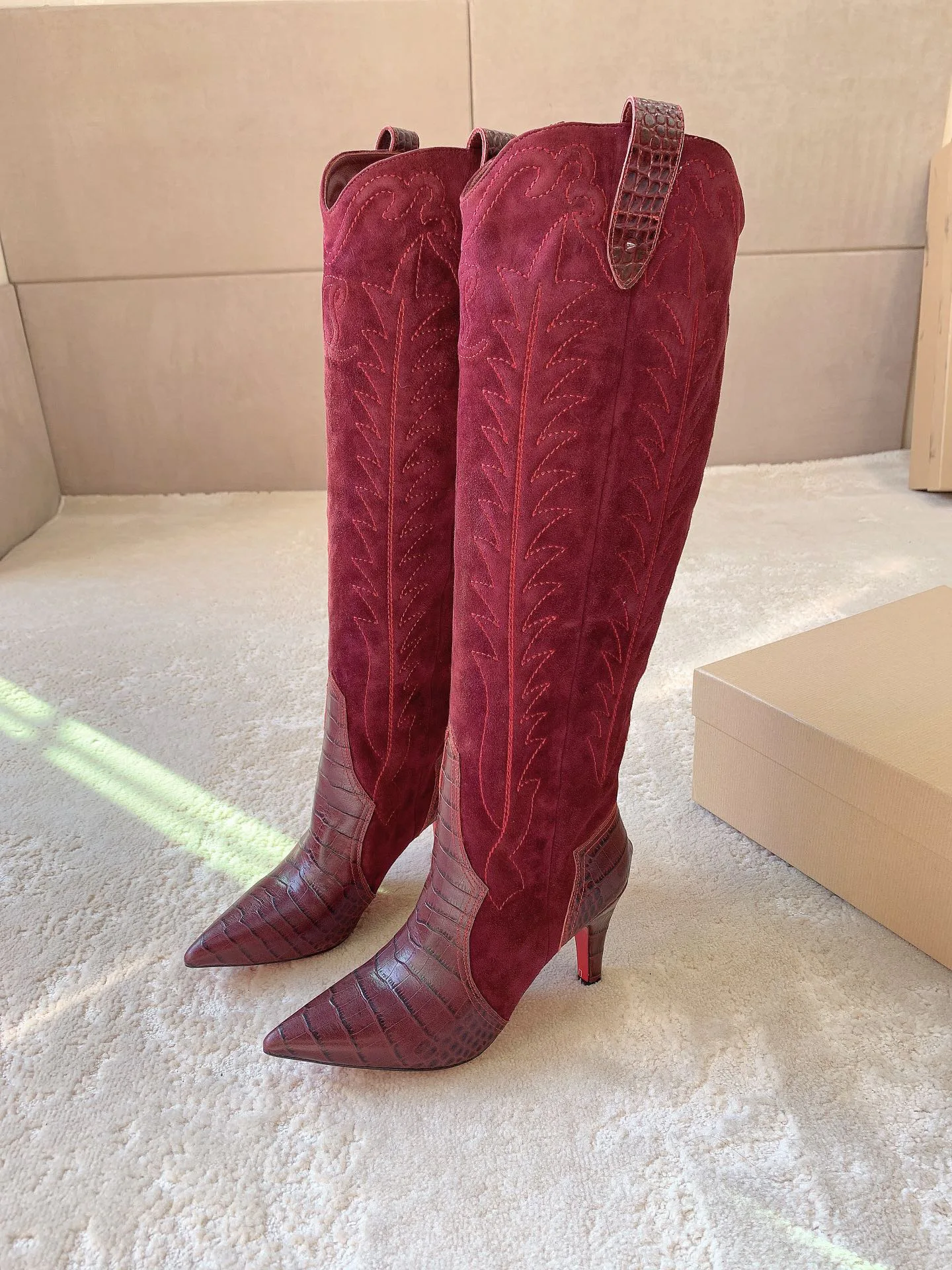 Сапоги Женские Christian Louboutin 17962860