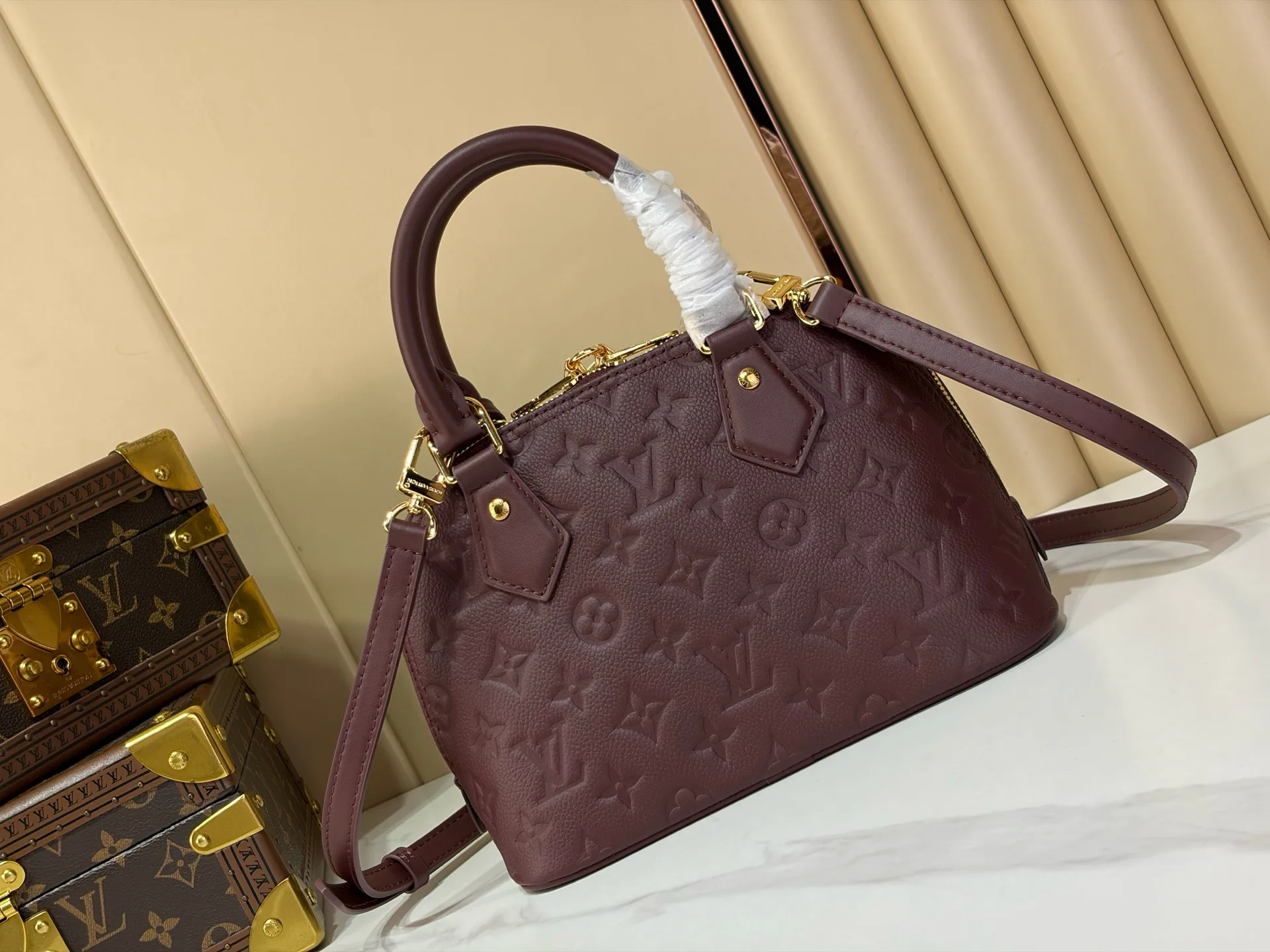 Классические Сумки Женские Louis Vuitton 18240293