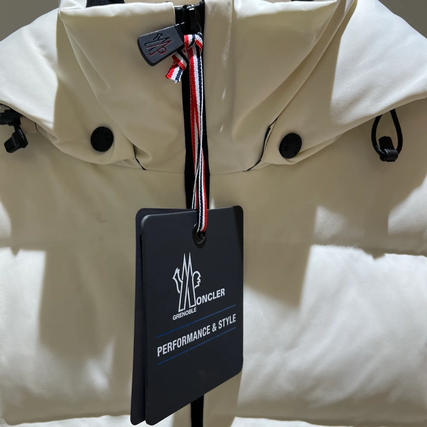 Куртки И Пуховики Женские Moncler 18180078