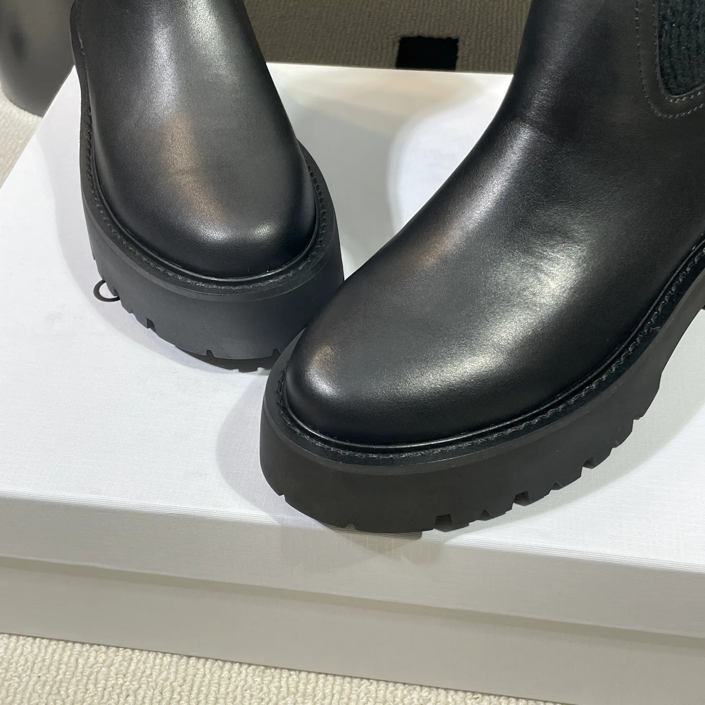 Ботинки Женские Celine 18041615