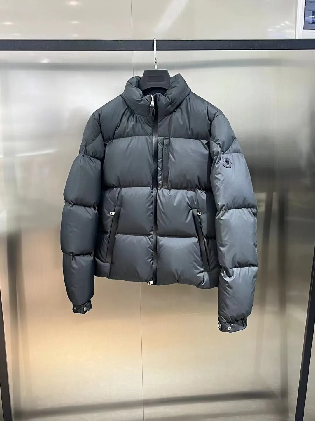 Куртки И Пуховики Женские Moncler 3485