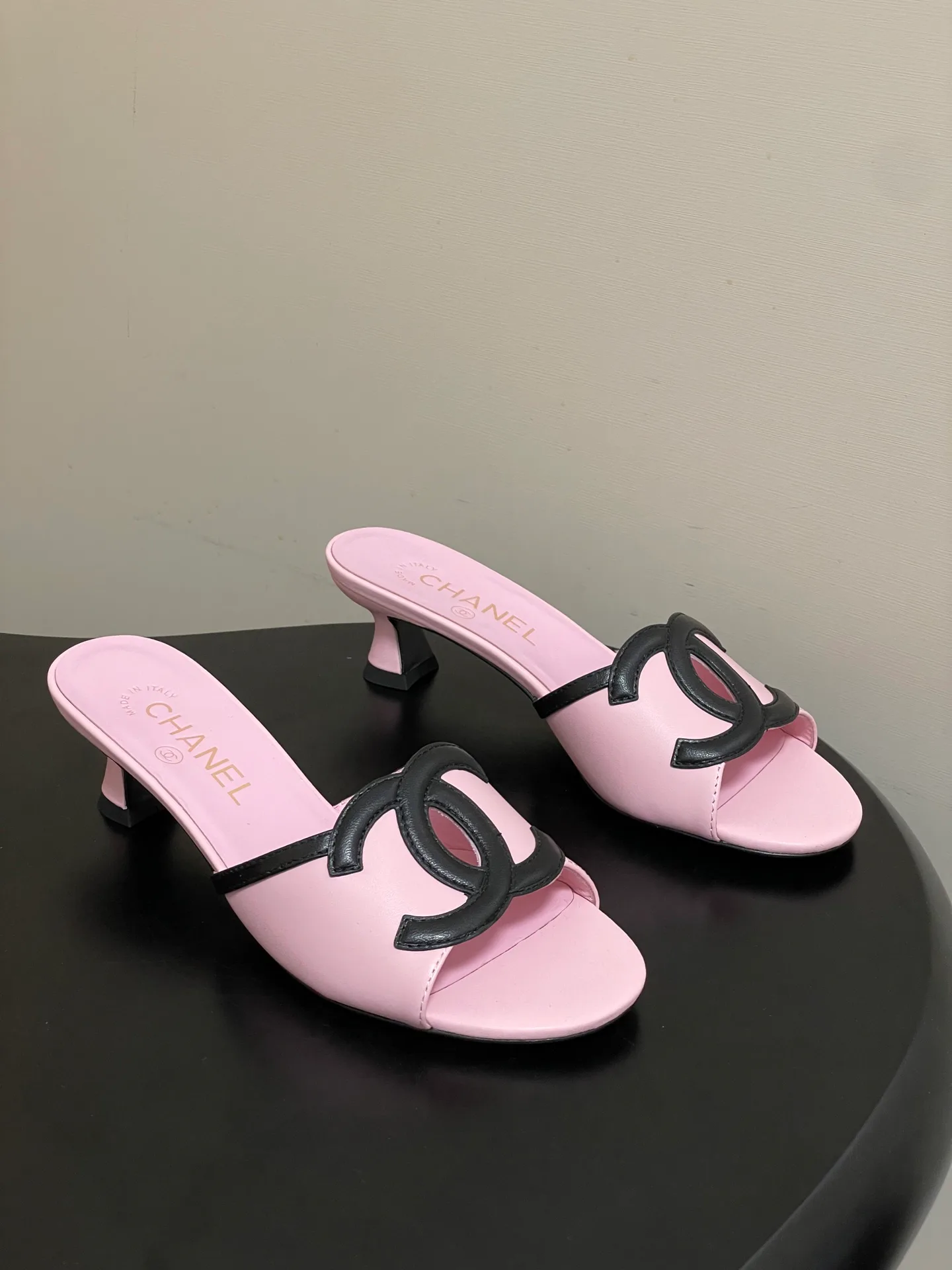 Босоножки Женские Chanel 11627624