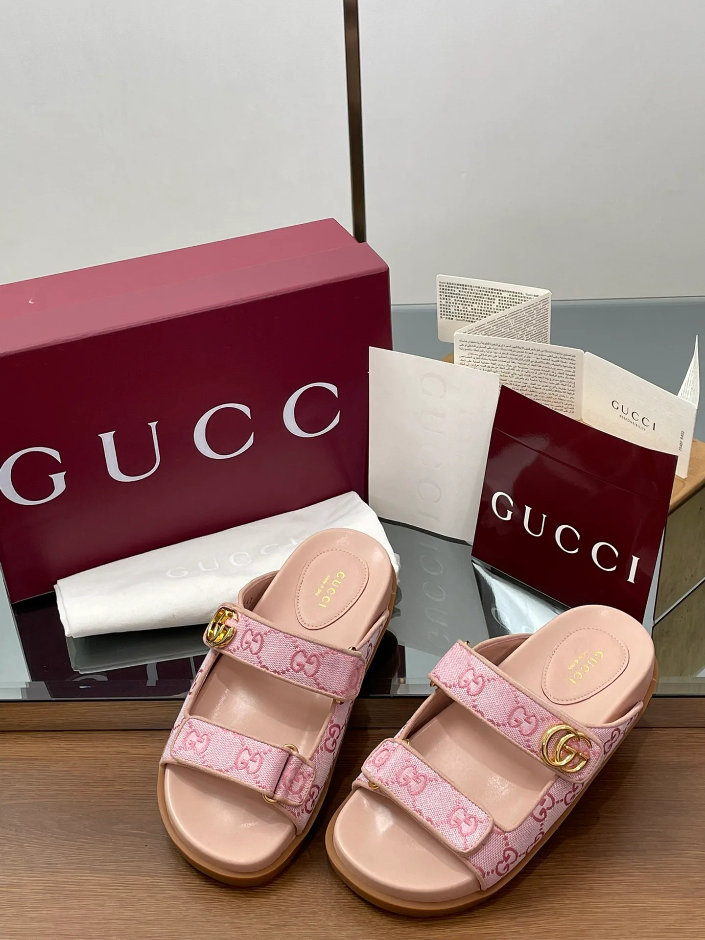 Шлепанцы Женские Gucci 21080