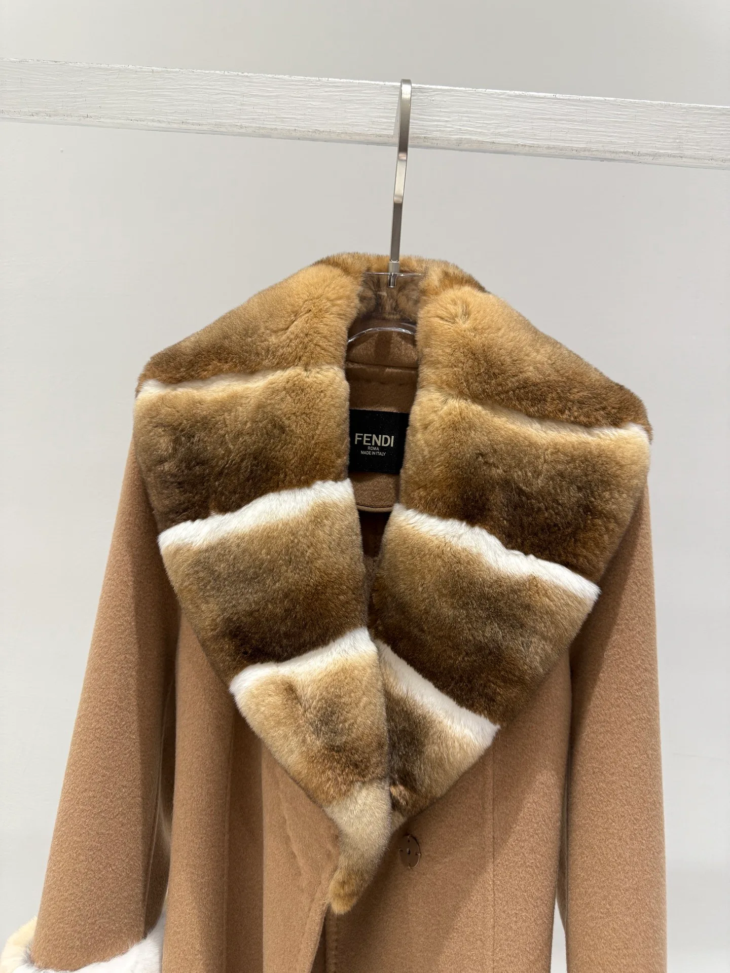 Пальто Женские Fendi 17933234