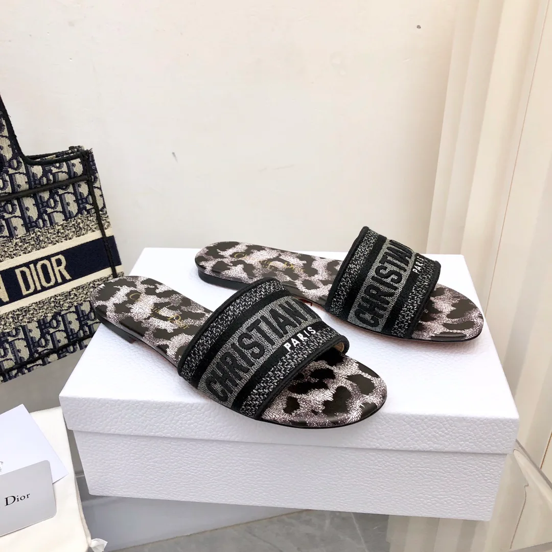 Шлепанцы Женские Christian Dior 16899748