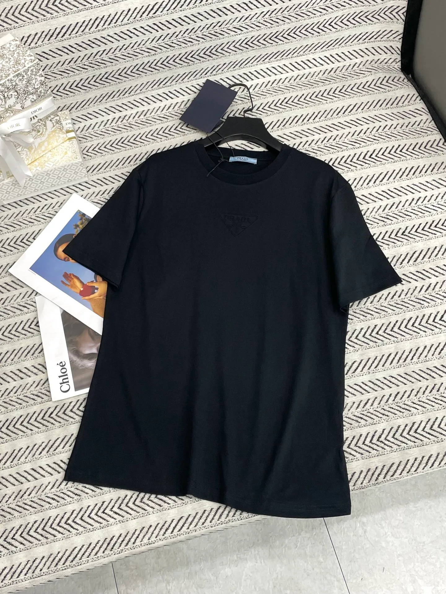 Футболки Женские Prada 12351200