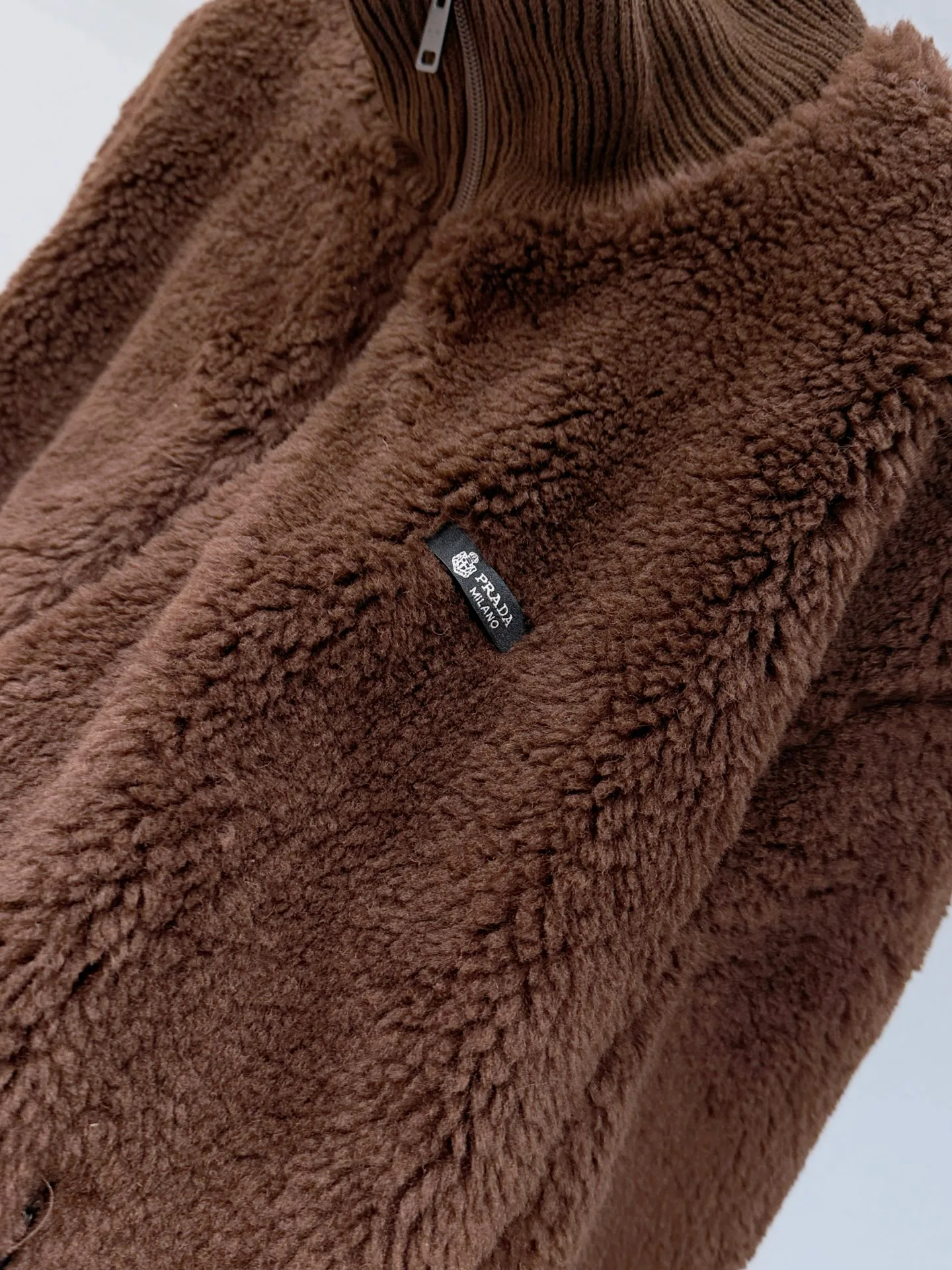 Куртки И Пуховики Женские Prada 1764740