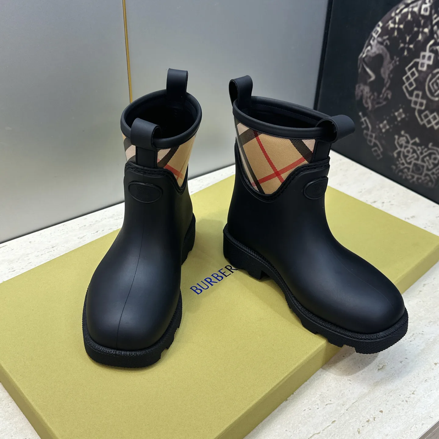 Сапоги Женские Burberry 18235848