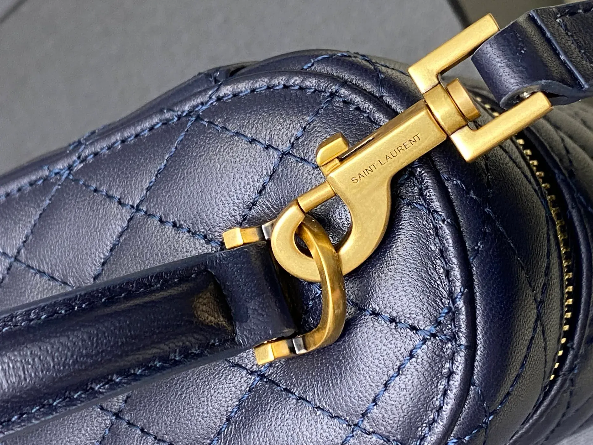 Клатчи Женские Saint Laurent 4259861