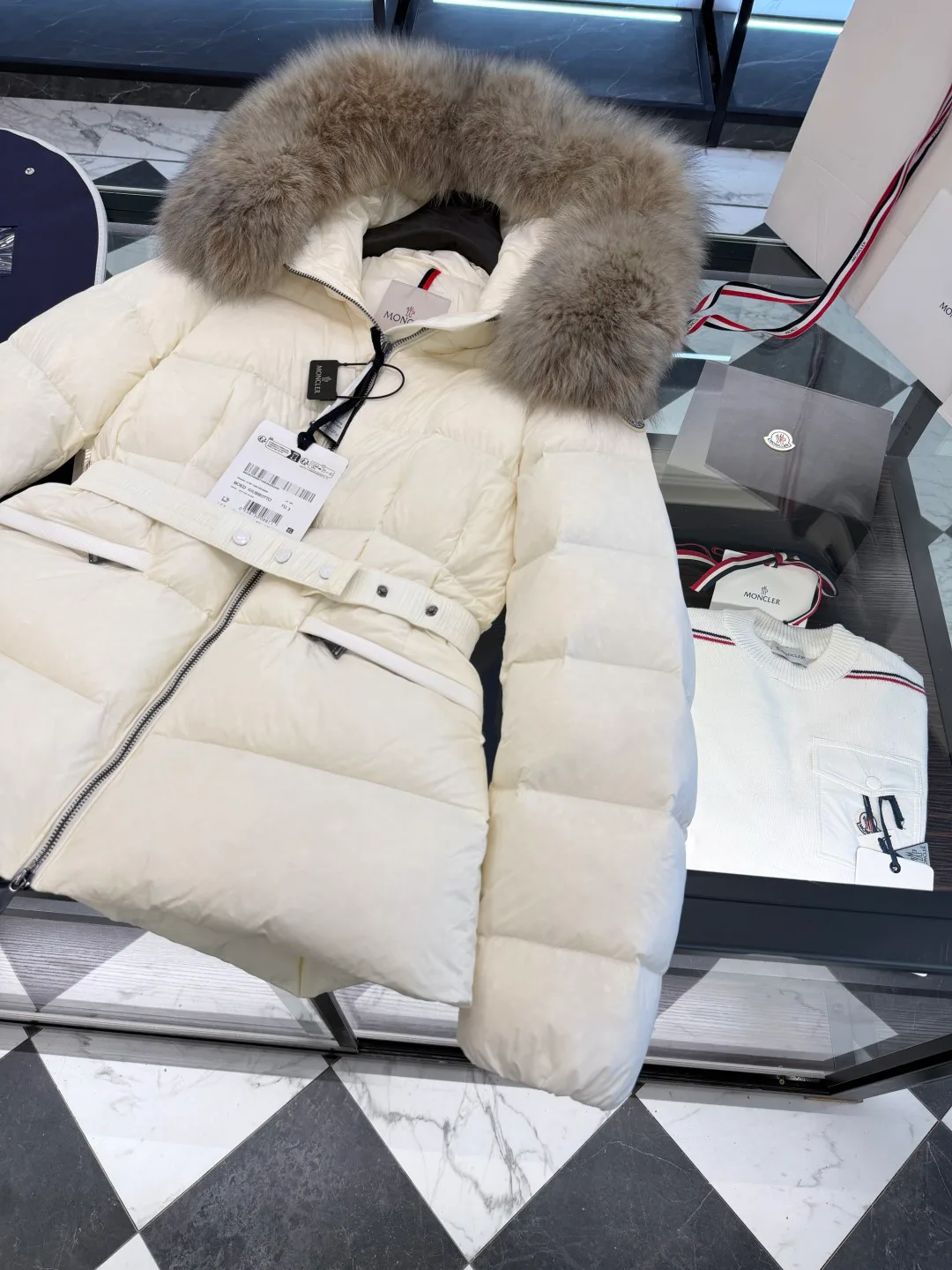 Куртки И Пуховики Женские Moncler 19637003
