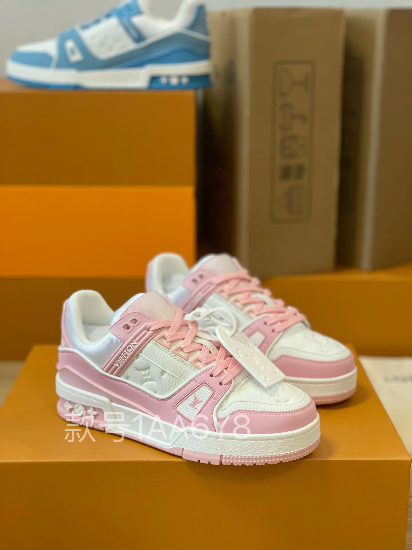 Кроссовки Женские Louis Vuitton