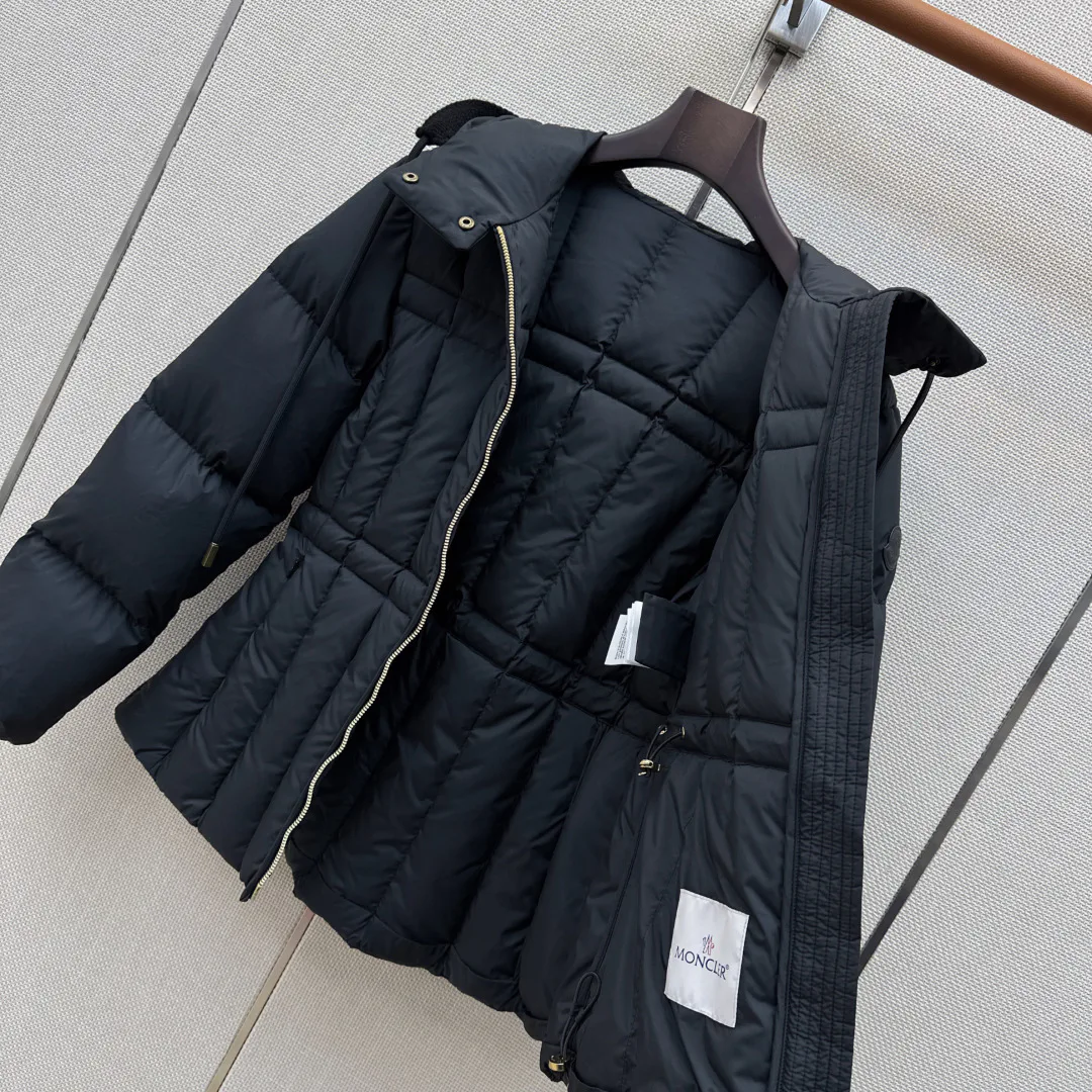 Куртки И Пуховики Женские Moncler 18015562