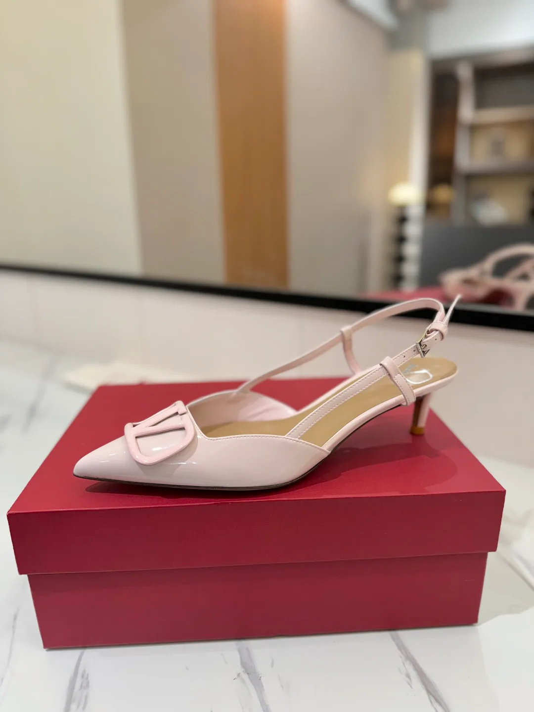 Босоножки Женские Valentino 11516234