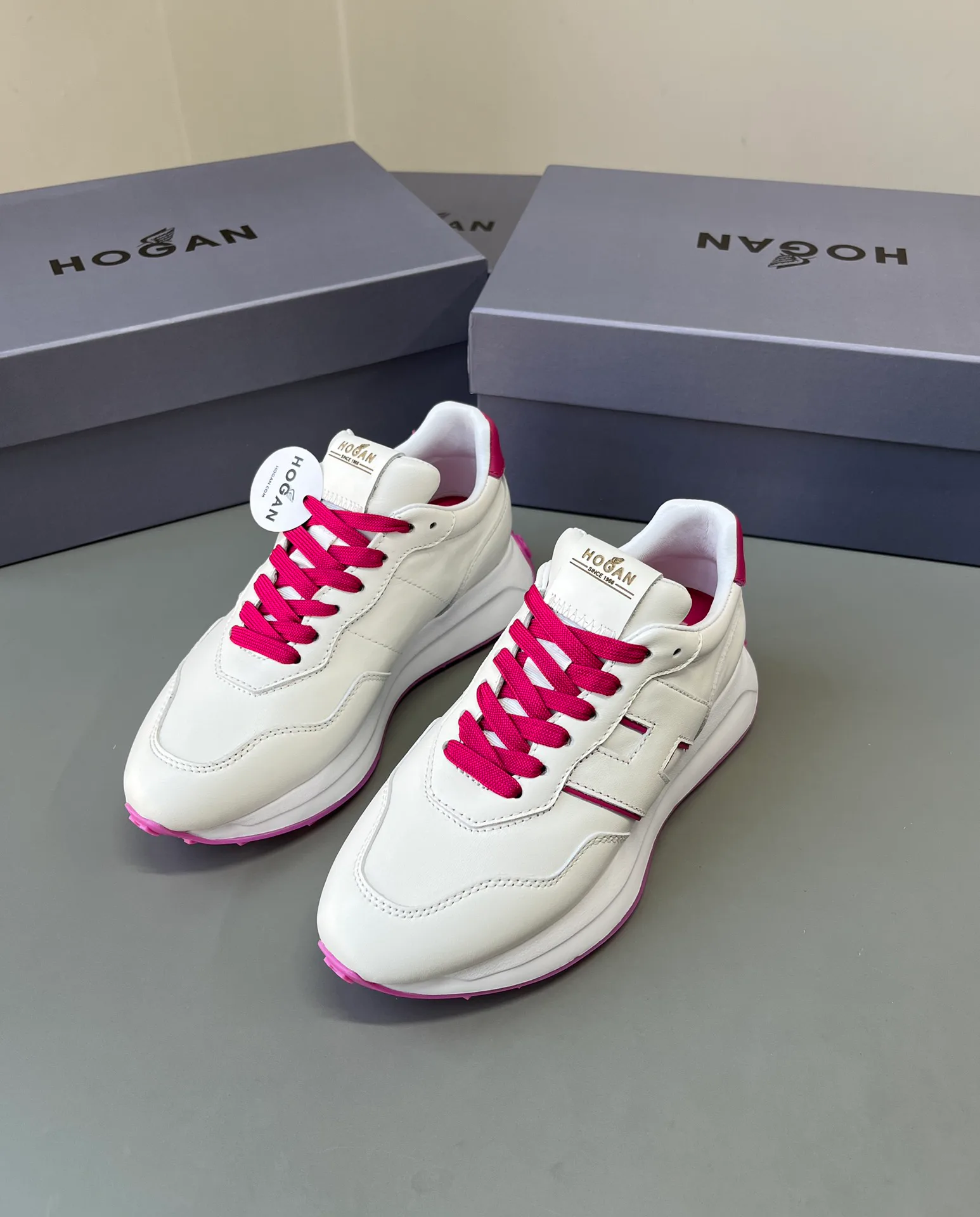 Кроссовки Женские Hogan 12629886