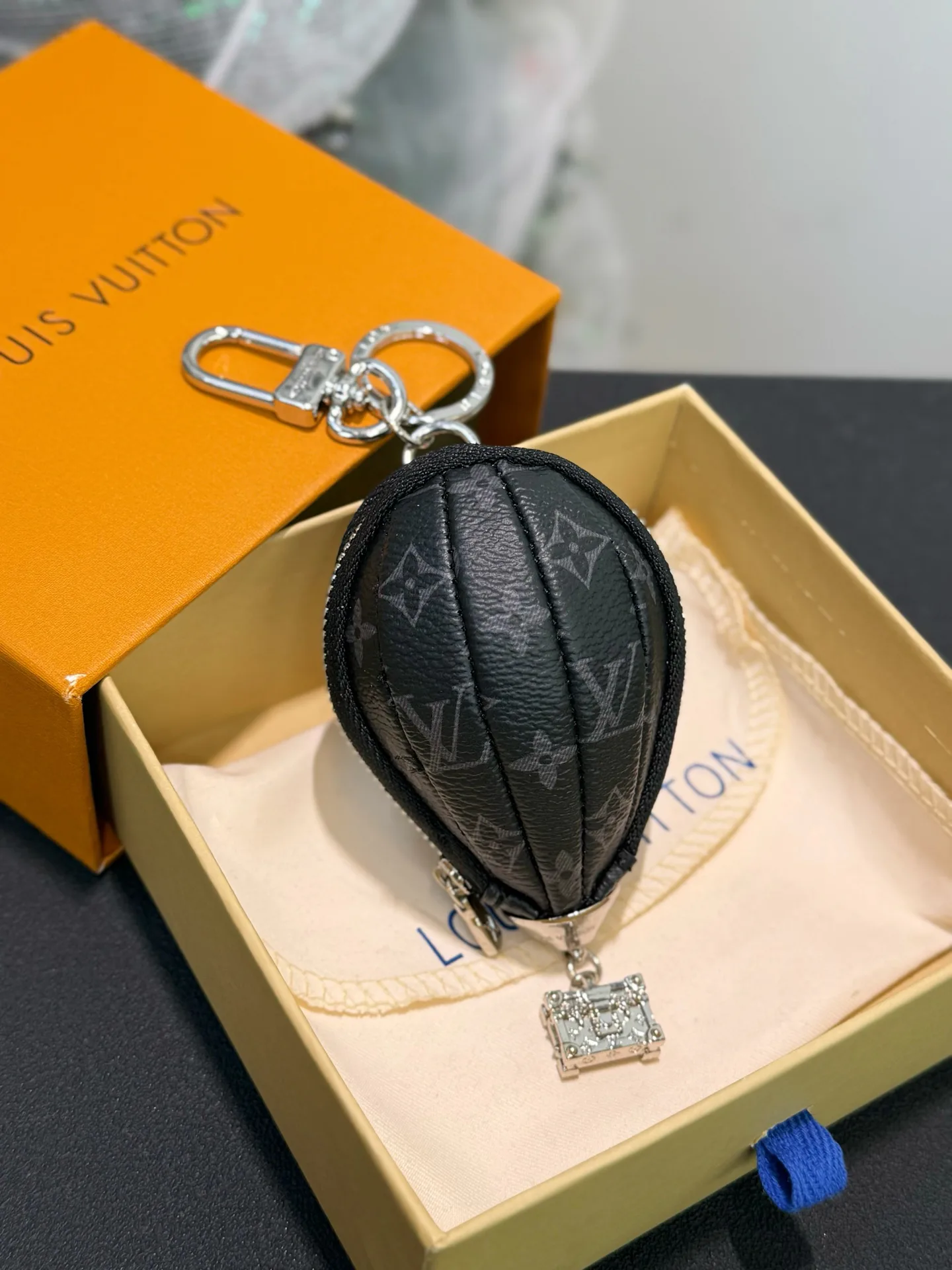 Ключницы Louis Vuitton 17897127