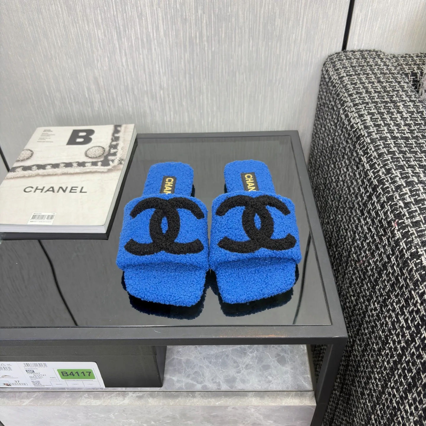 Тапочки Женские Chanel 18700090