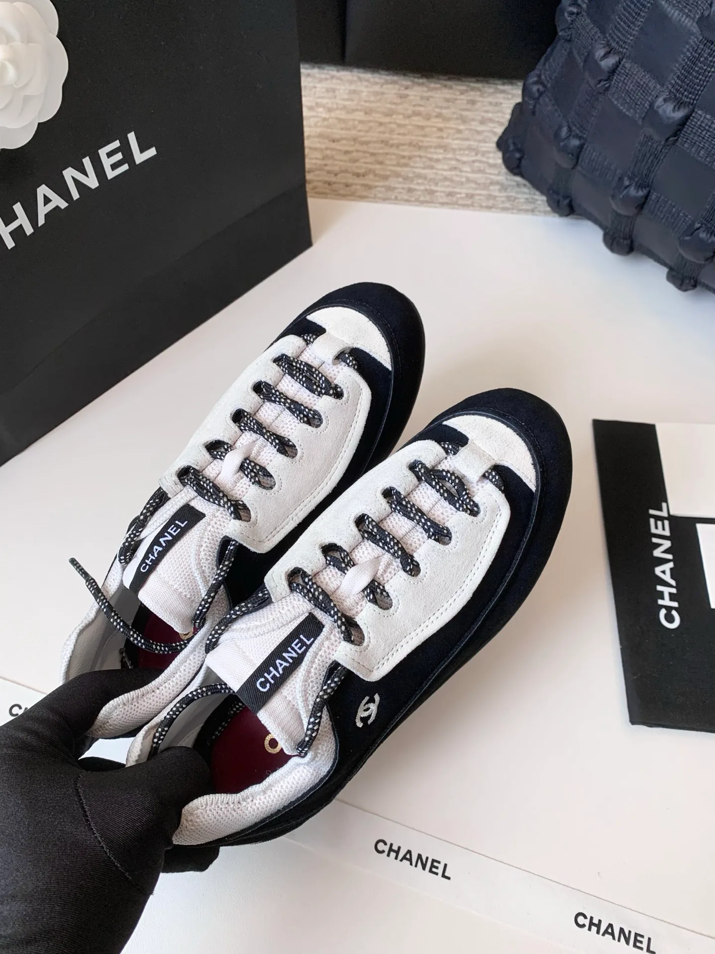 Кроссовки Женские Chanel 17989903