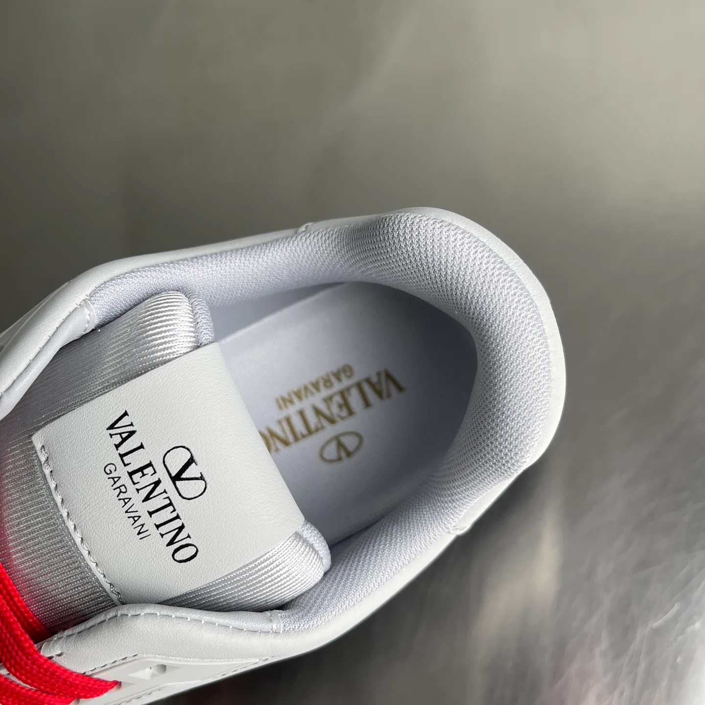 Кроссовки Женские Valentino 11576039