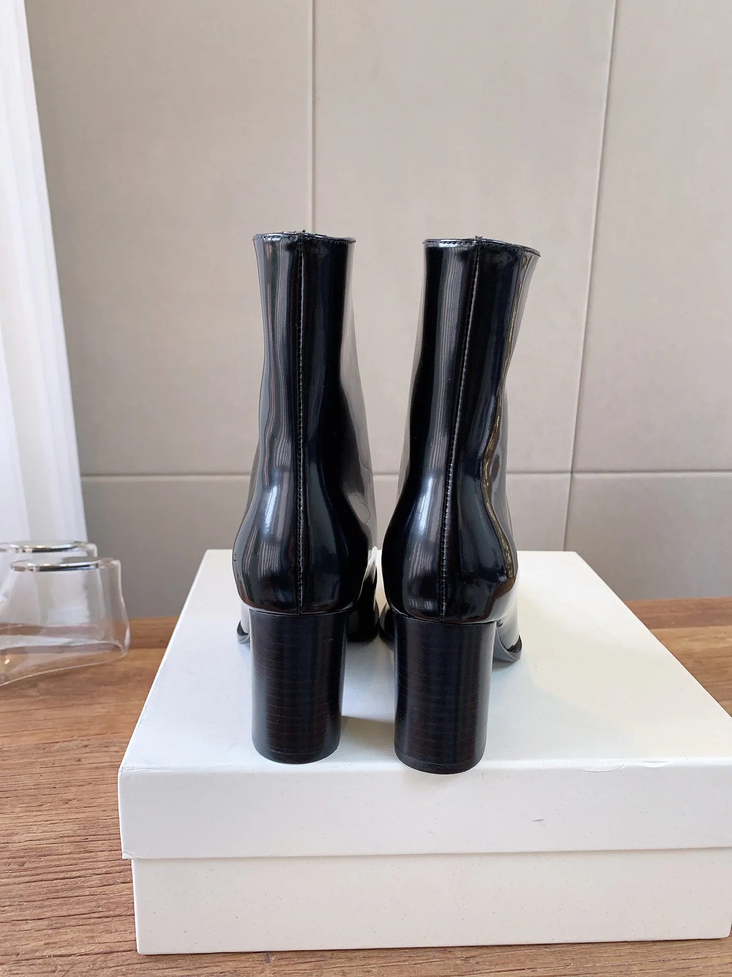 Ботильоны Женские Saint Laurent 18365365