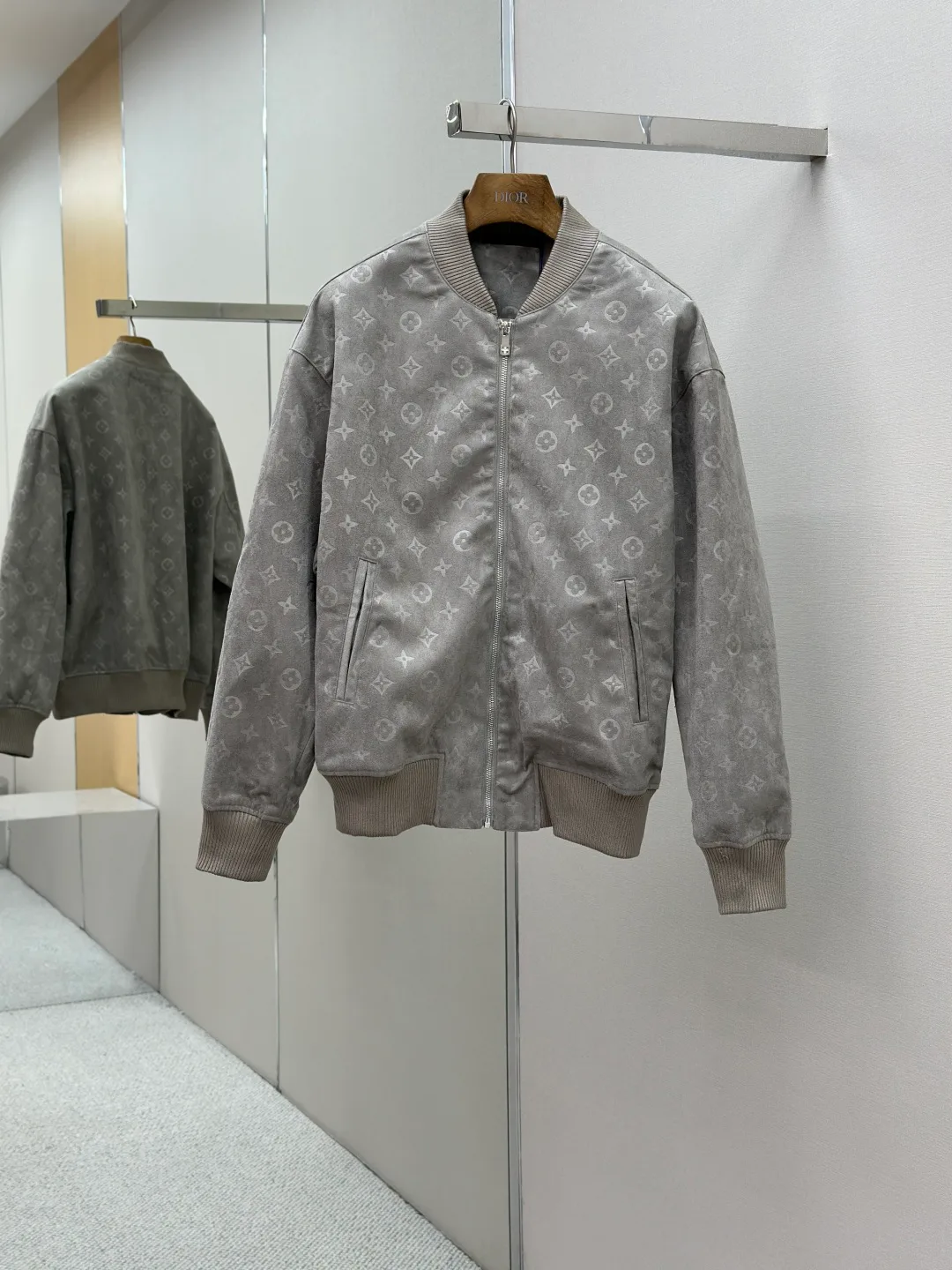 Куртки И Пуховики Мужские Louis Vuitton 178976