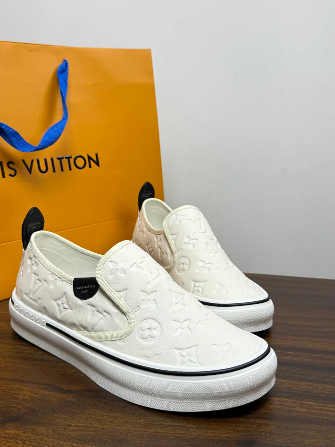 Кроссовки Мужские Louis Vuitton 19716443