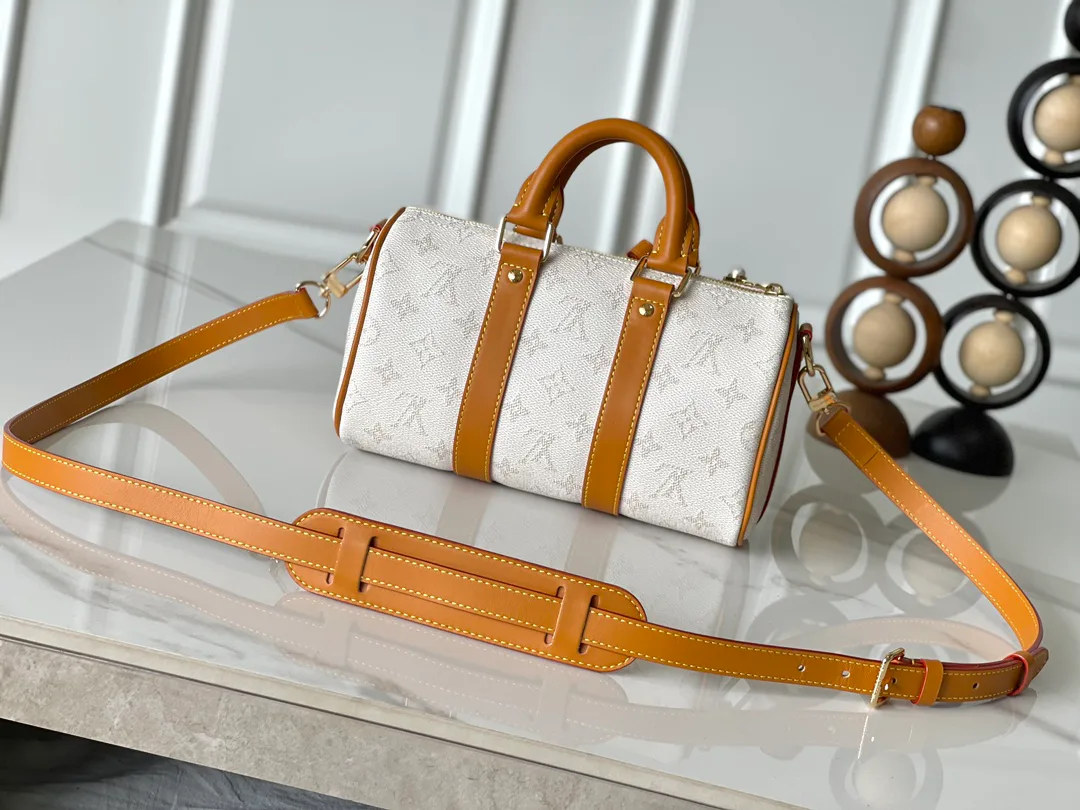 Сумки На Ремне Женские Louis Vuitton 260894