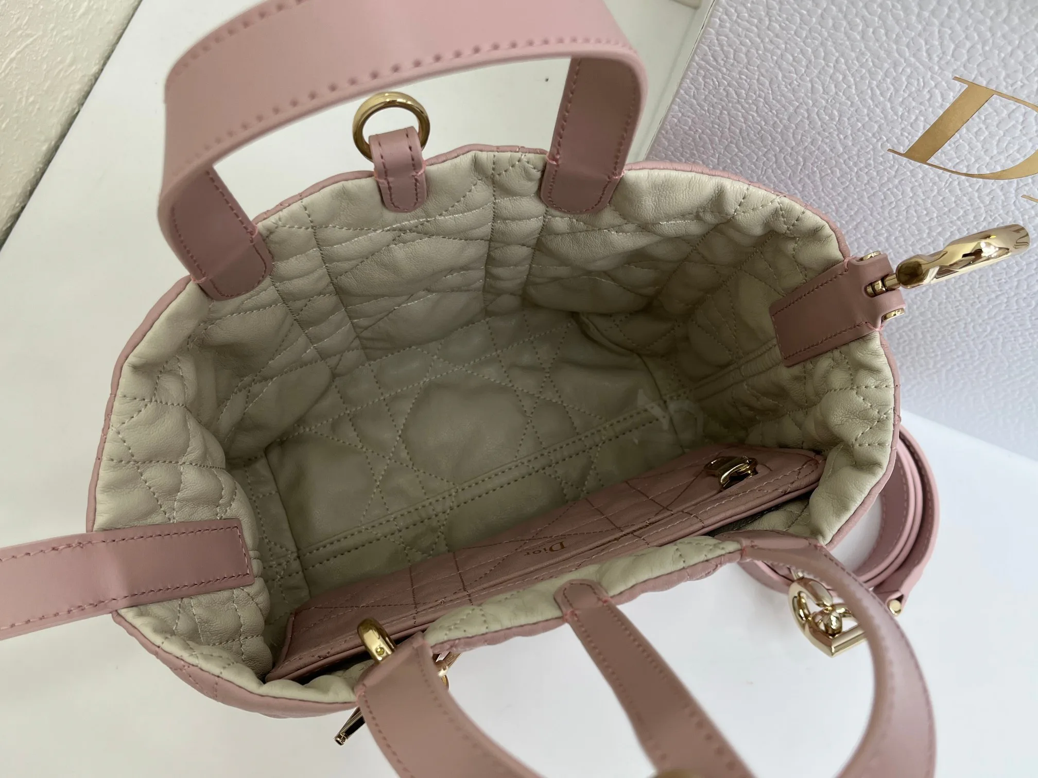 Классические Сумки Женские Christian Dior 17345153