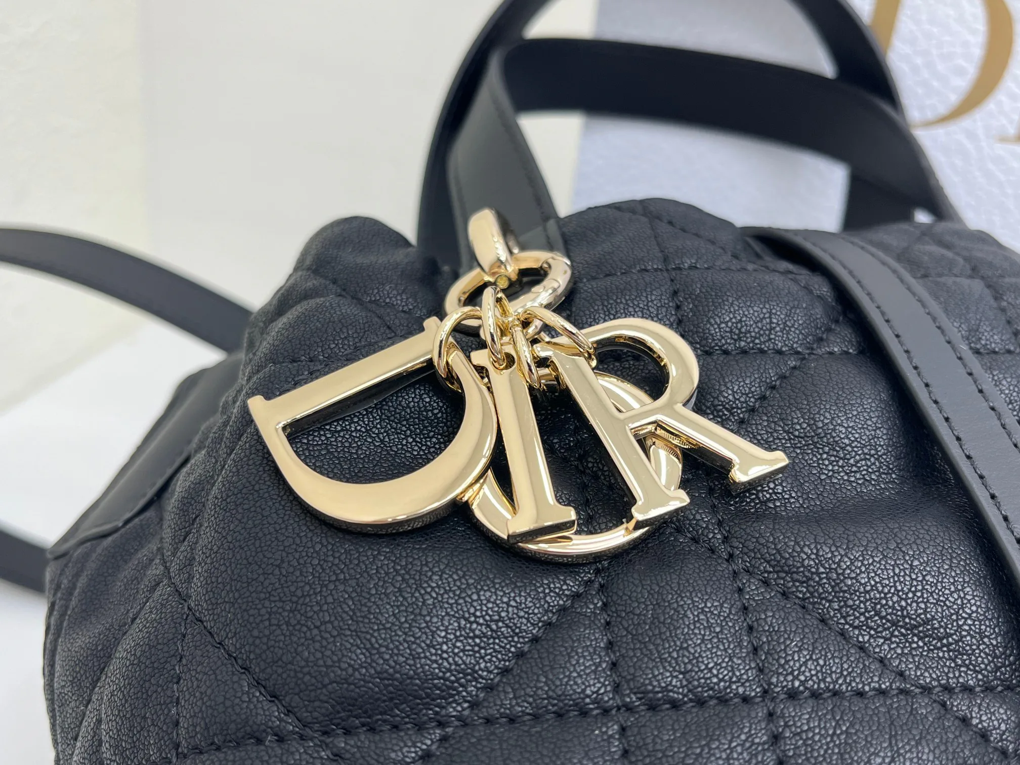 Классические Сумки Женские Christian Dior 17345160