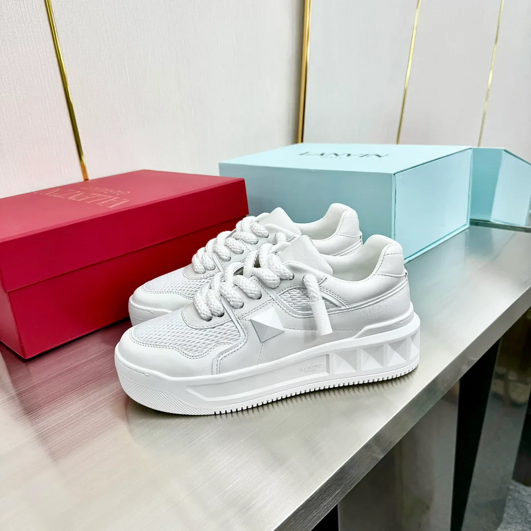 Кроссовки Женские Valentino 17955022