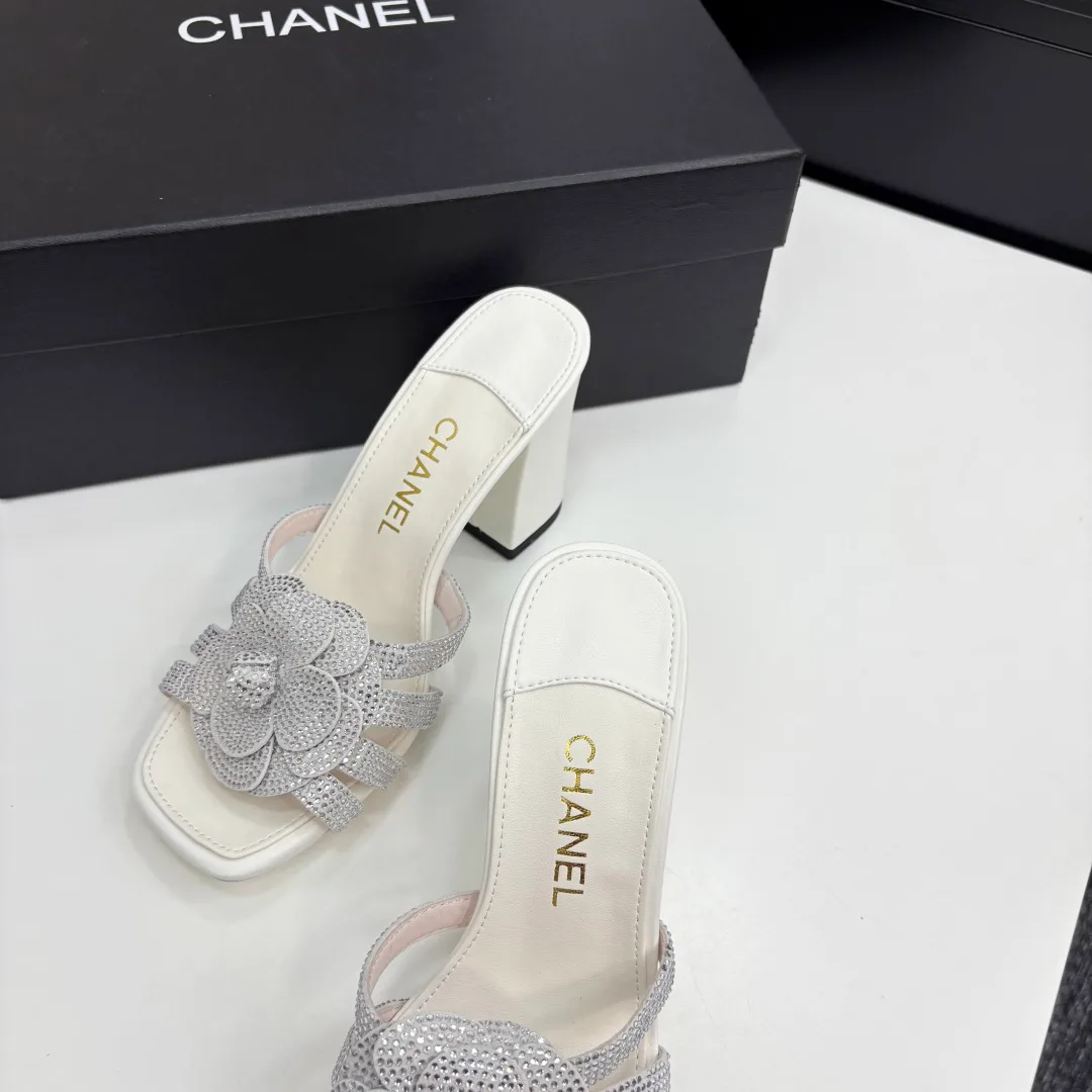 Сандалии Женские Chanel 12584308