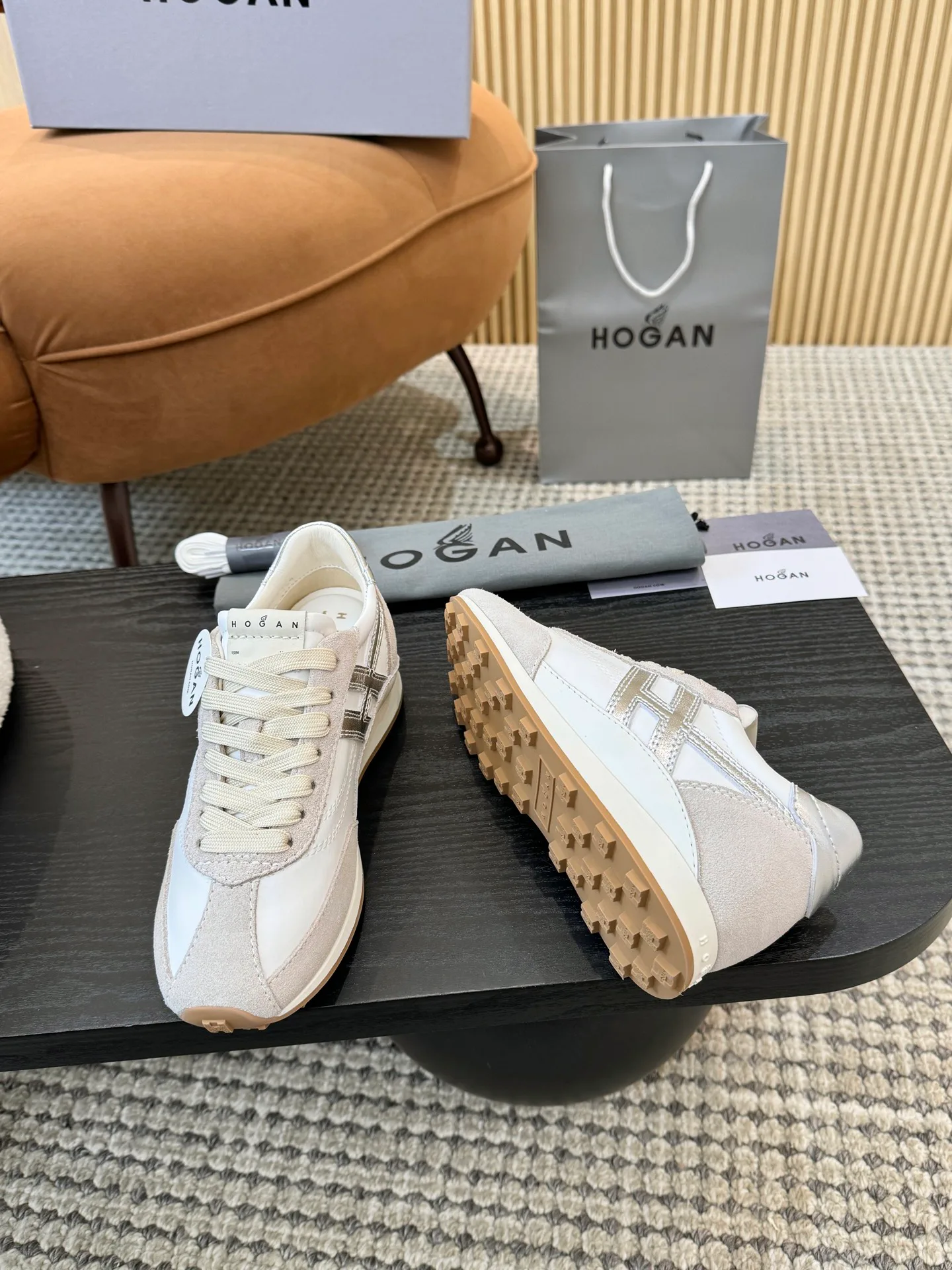 Кроссовки Женские Hogan 13332715