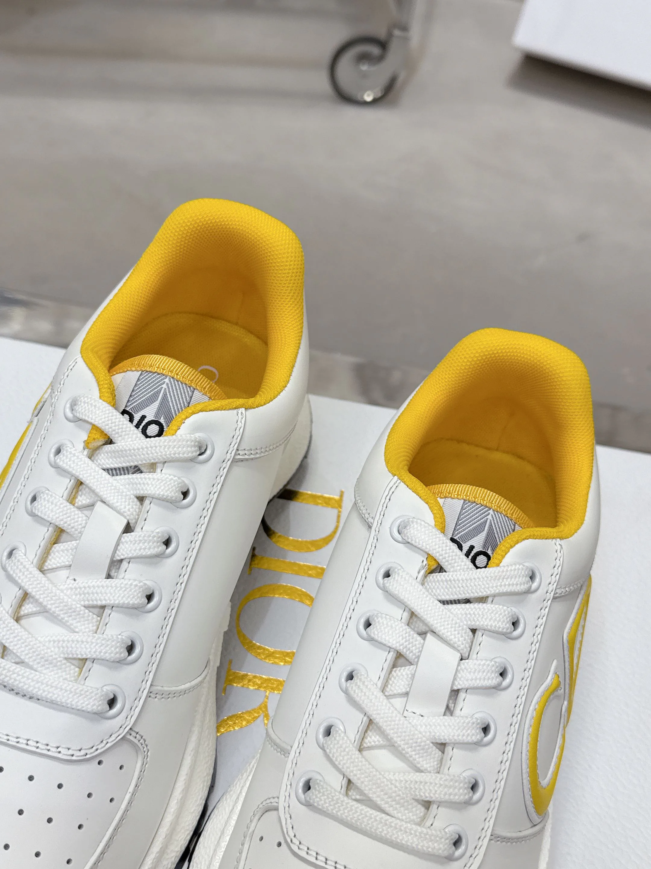 Кроссовки Женские Christian Dior 456941