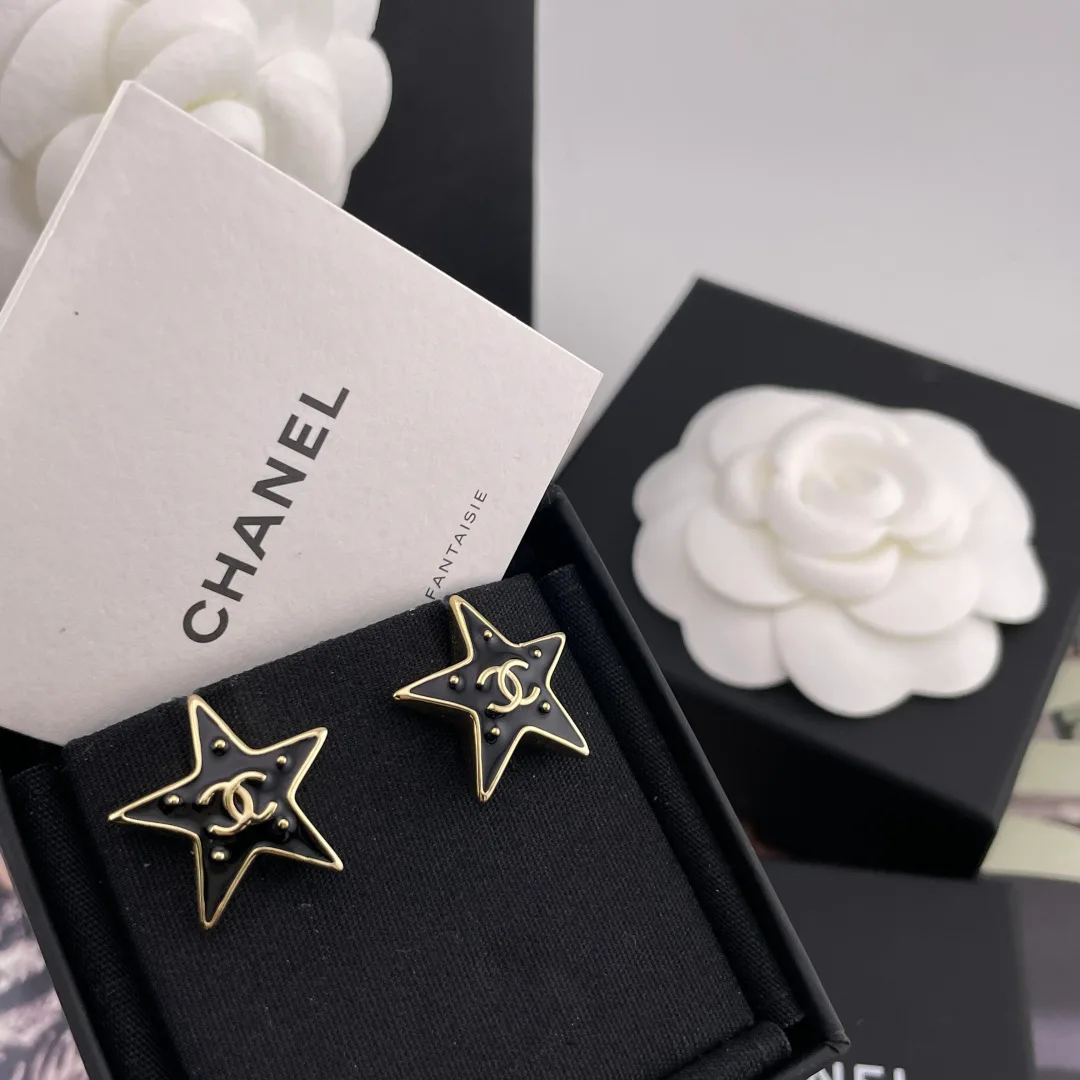 Бижутерия Chanel 17909704