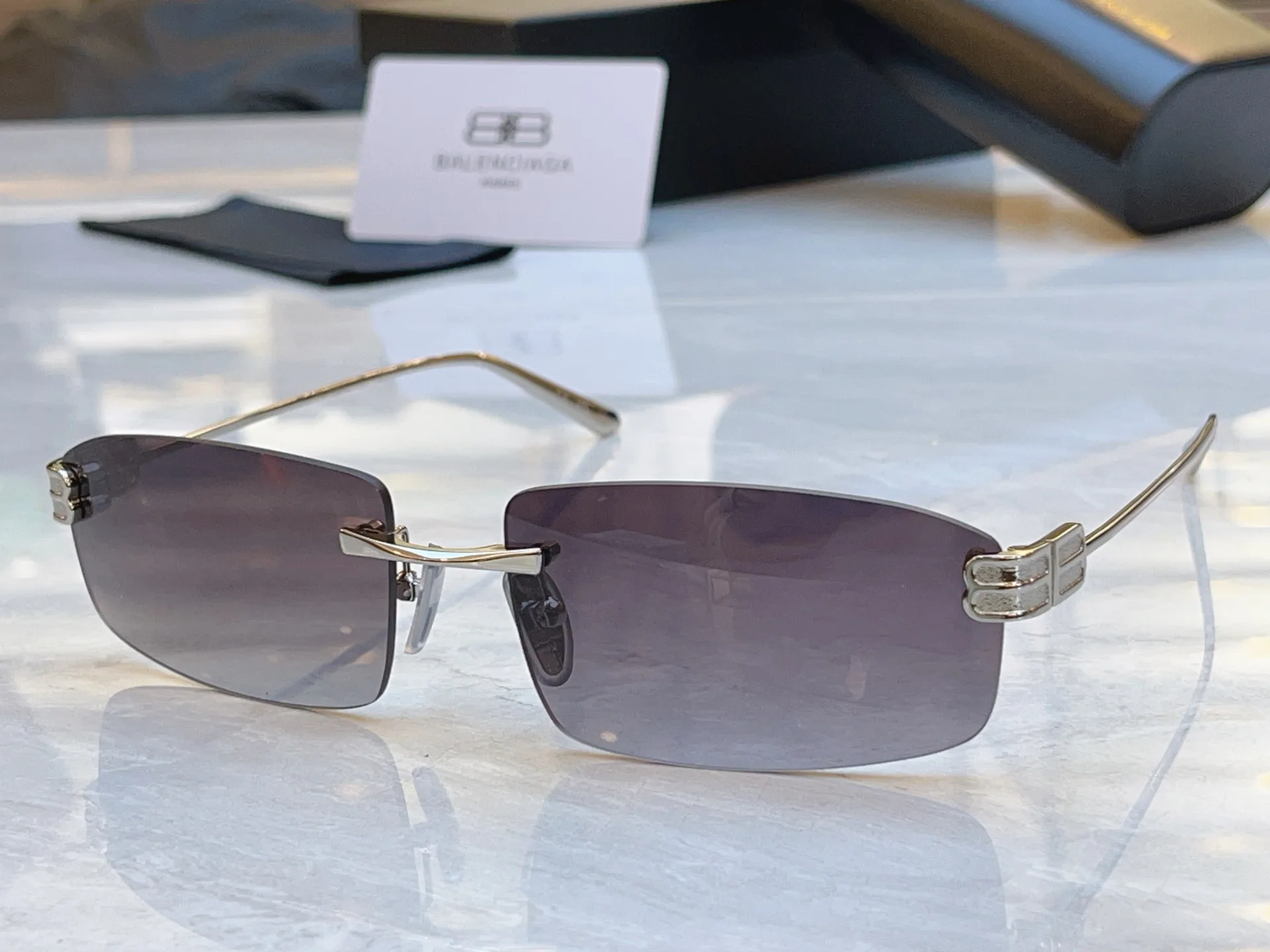 Очки Balenciaga 10842059