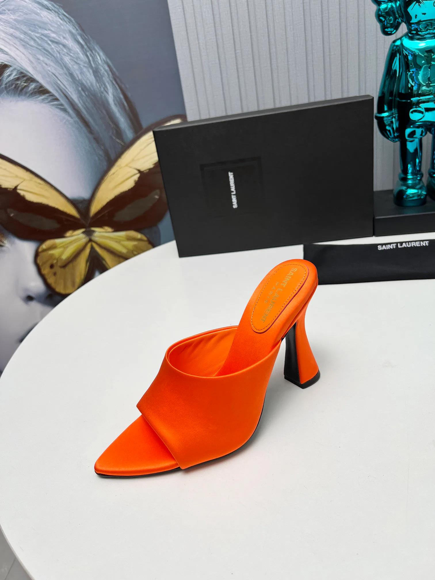 Босоножки Женские Saint Laurent 7184878