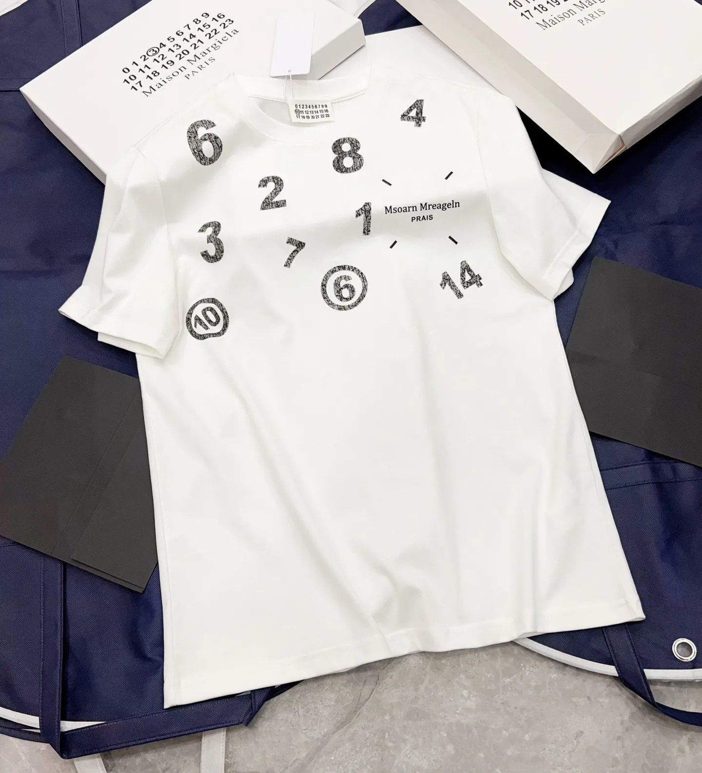 Футболки Женские Maison Margiela 12729687