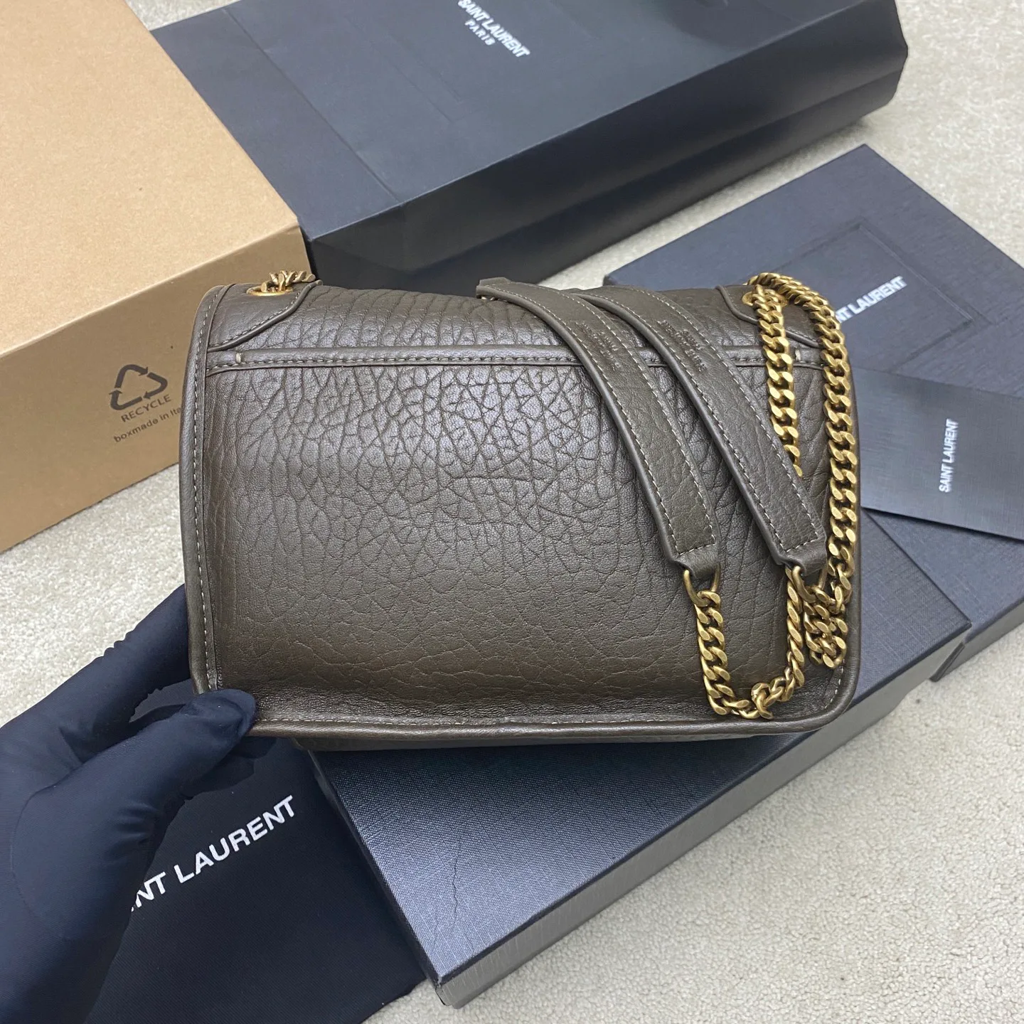 Классические Сумки Женские Saint Laurent 13435186