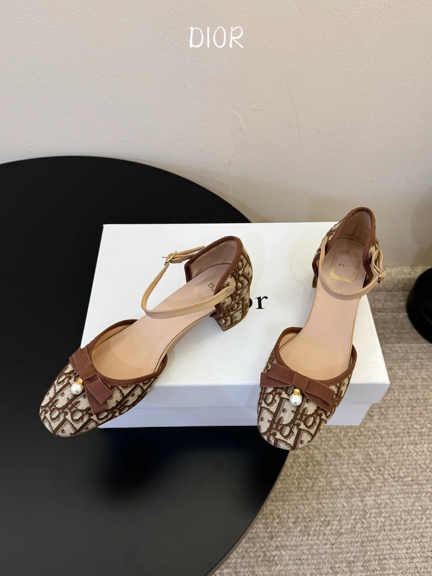 Босоножки Женские Christian Dior 17646550