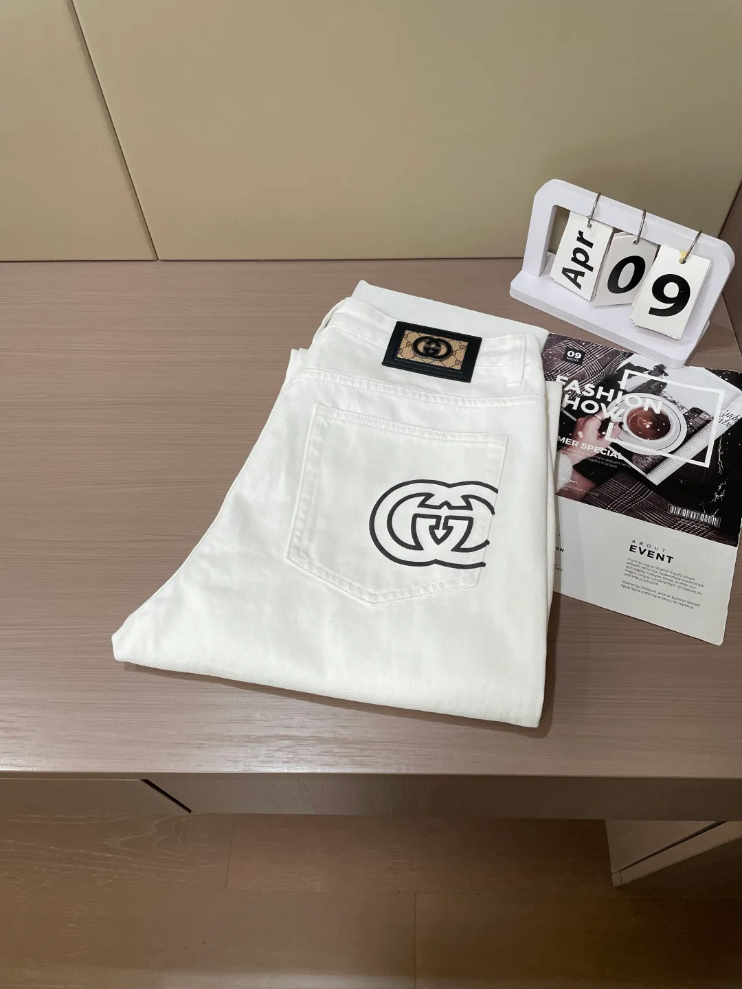 Джинсы Женские Gucci 13479666