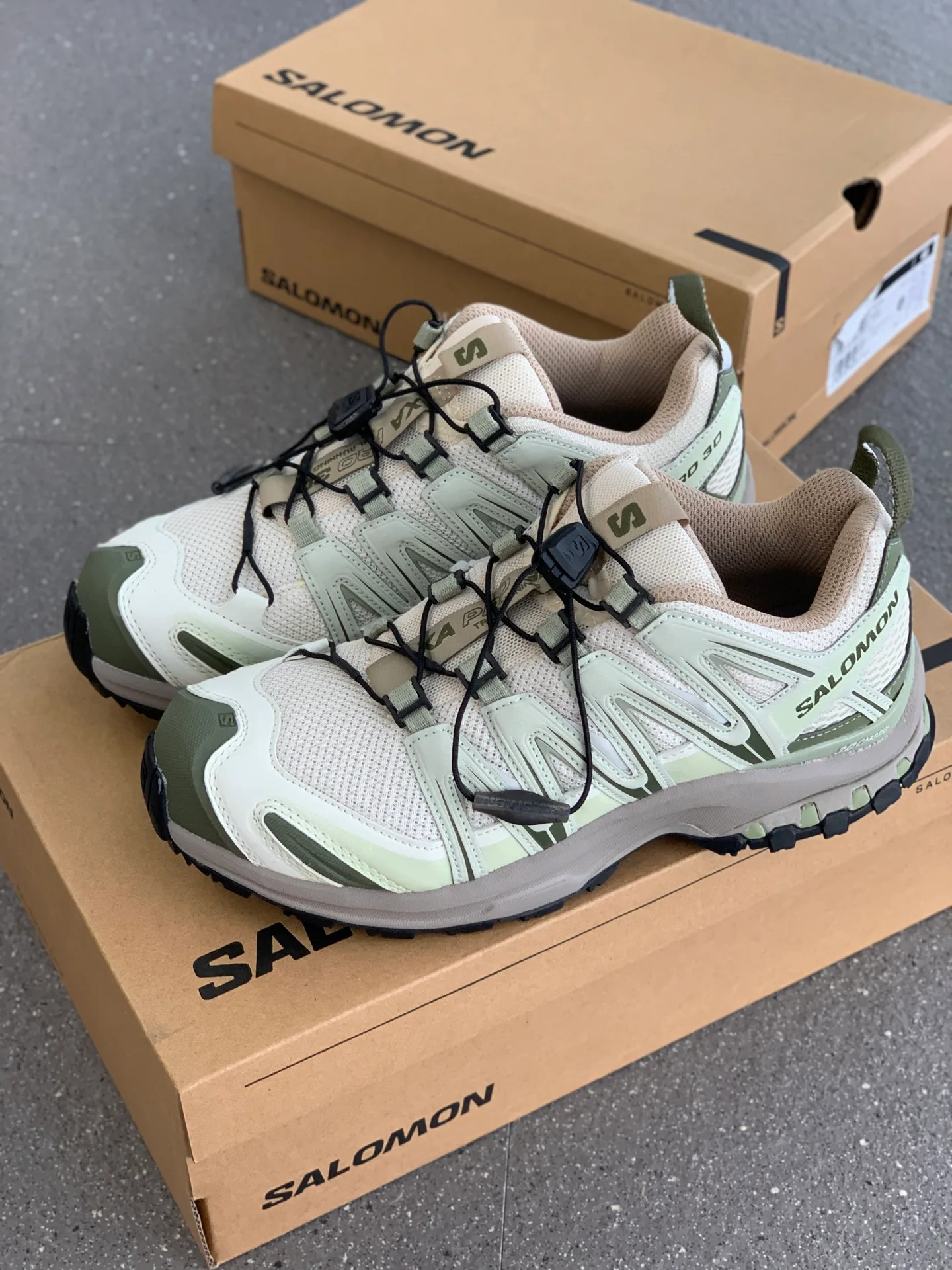 Кроссовки Женские Salomon 18071807