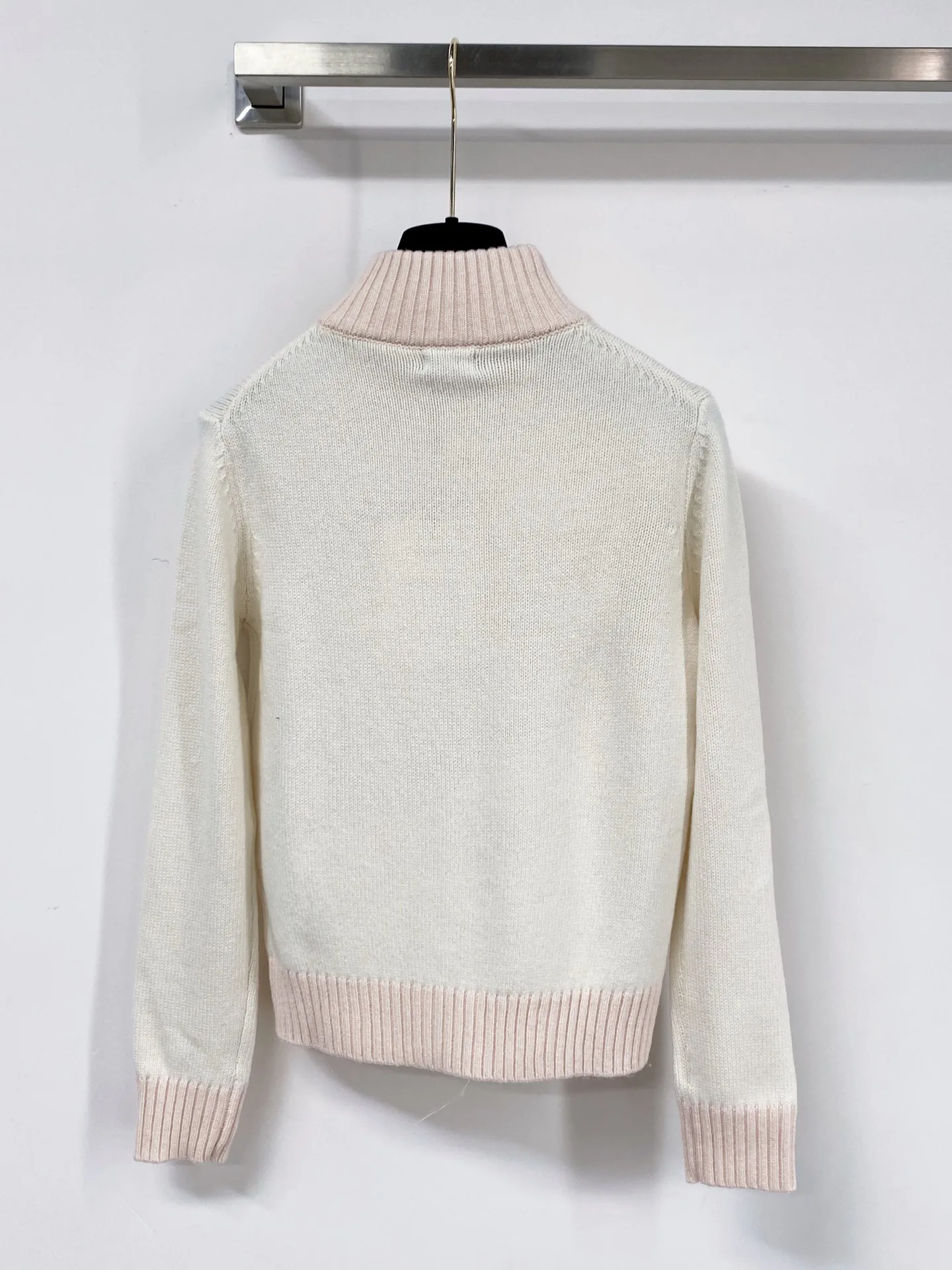 Джемперы И Свитеры Женские Chanel 18733966