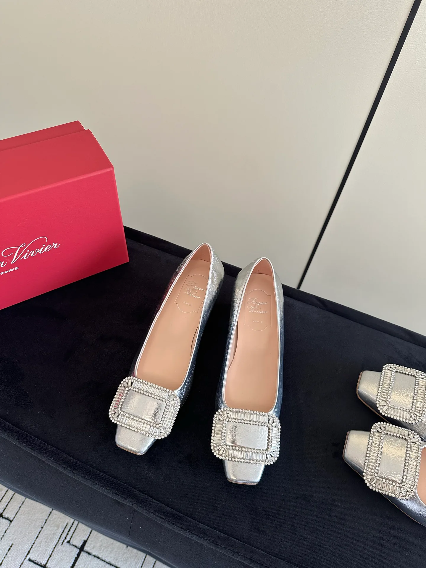 Туфли Женские Roger Vivier 17624503