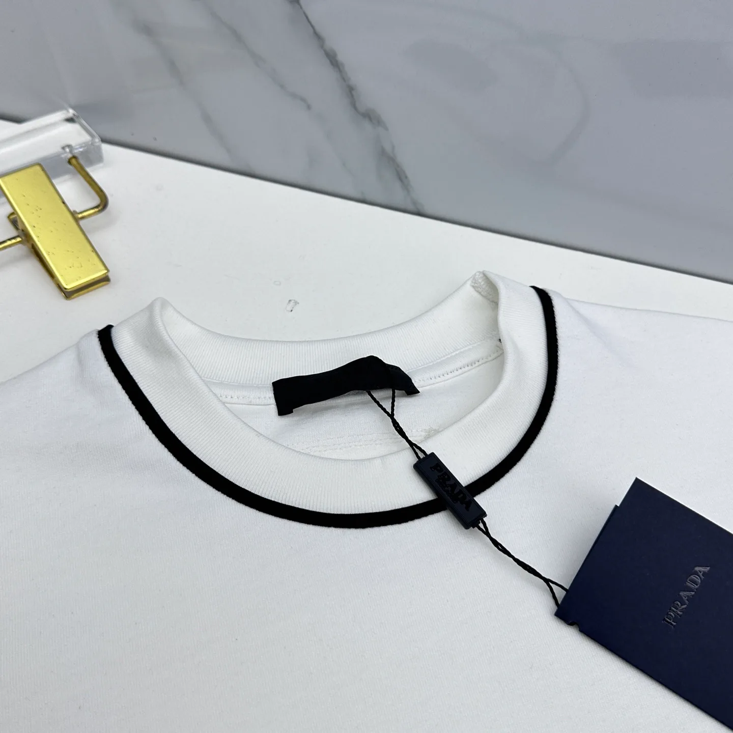 Футболки Женские Prada 2237466