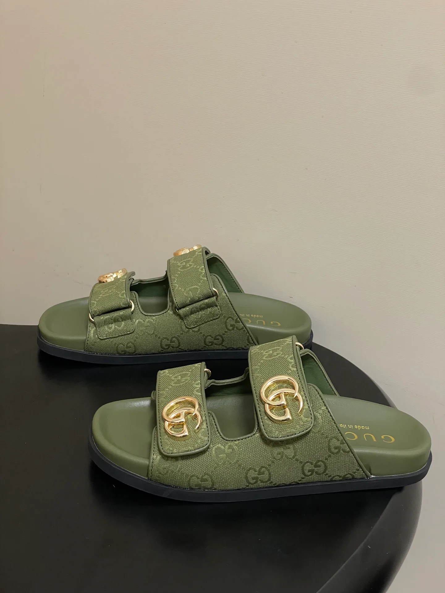 Сандалии Женские Gucci 11777365