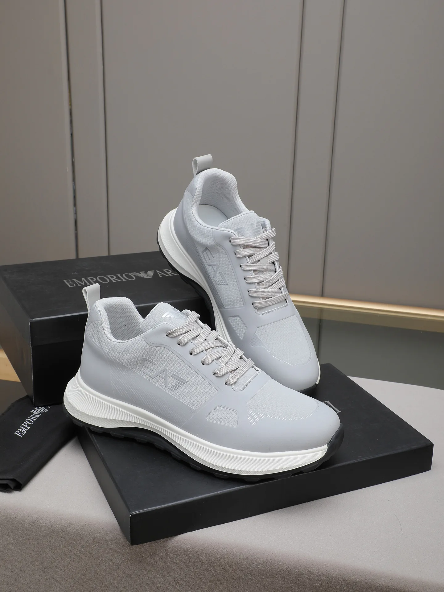 Кроссовки Мужские Armani 3316763