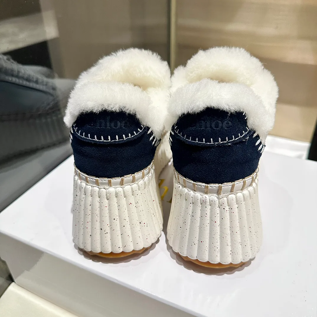 Кроссовки Женские Chloe 19587129