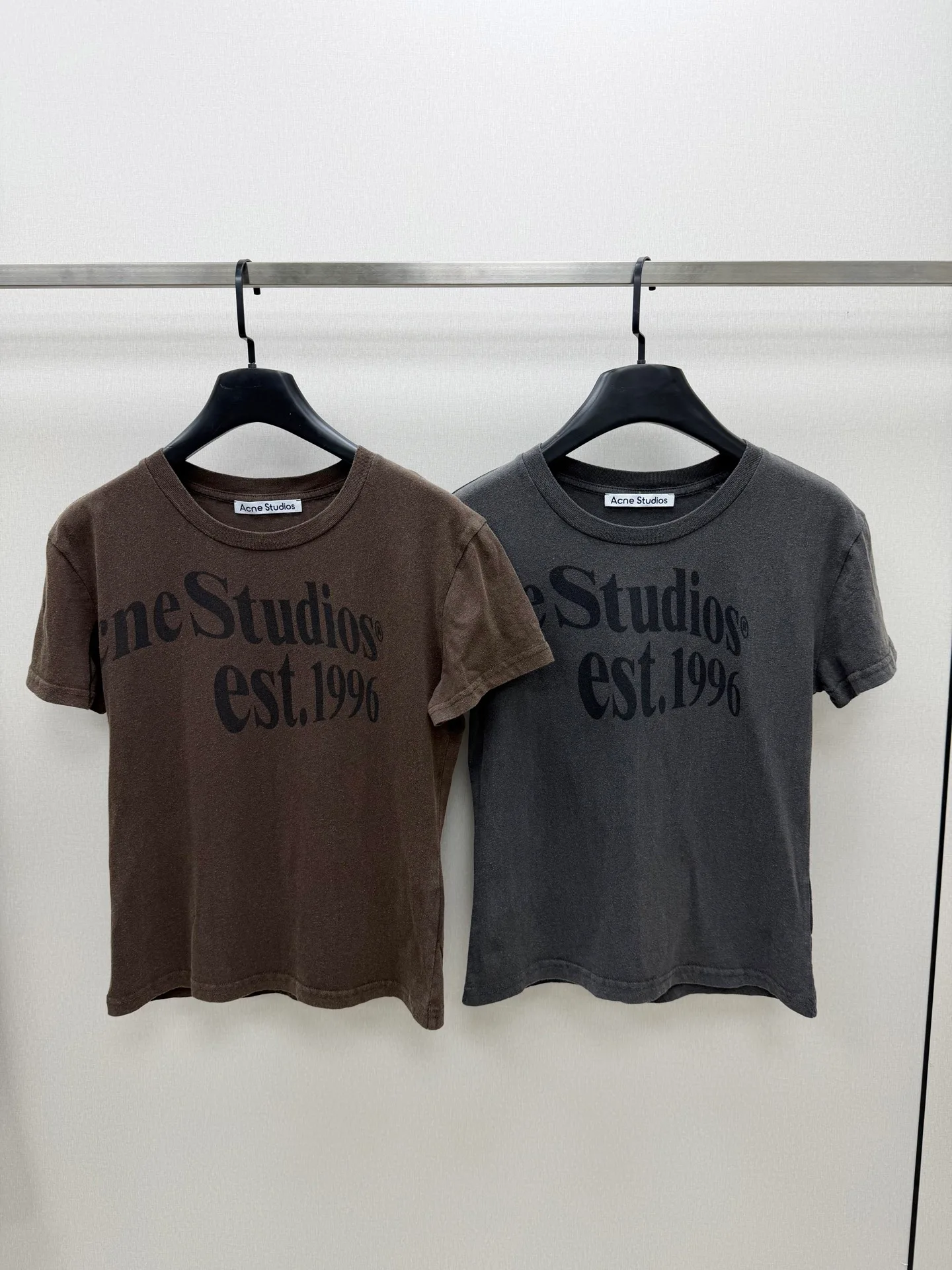 Футболки Женские Acne Studios 19303987